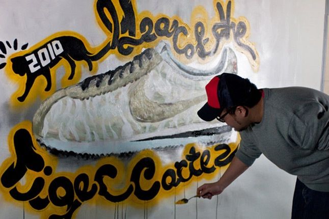 Running in nike cortez deals